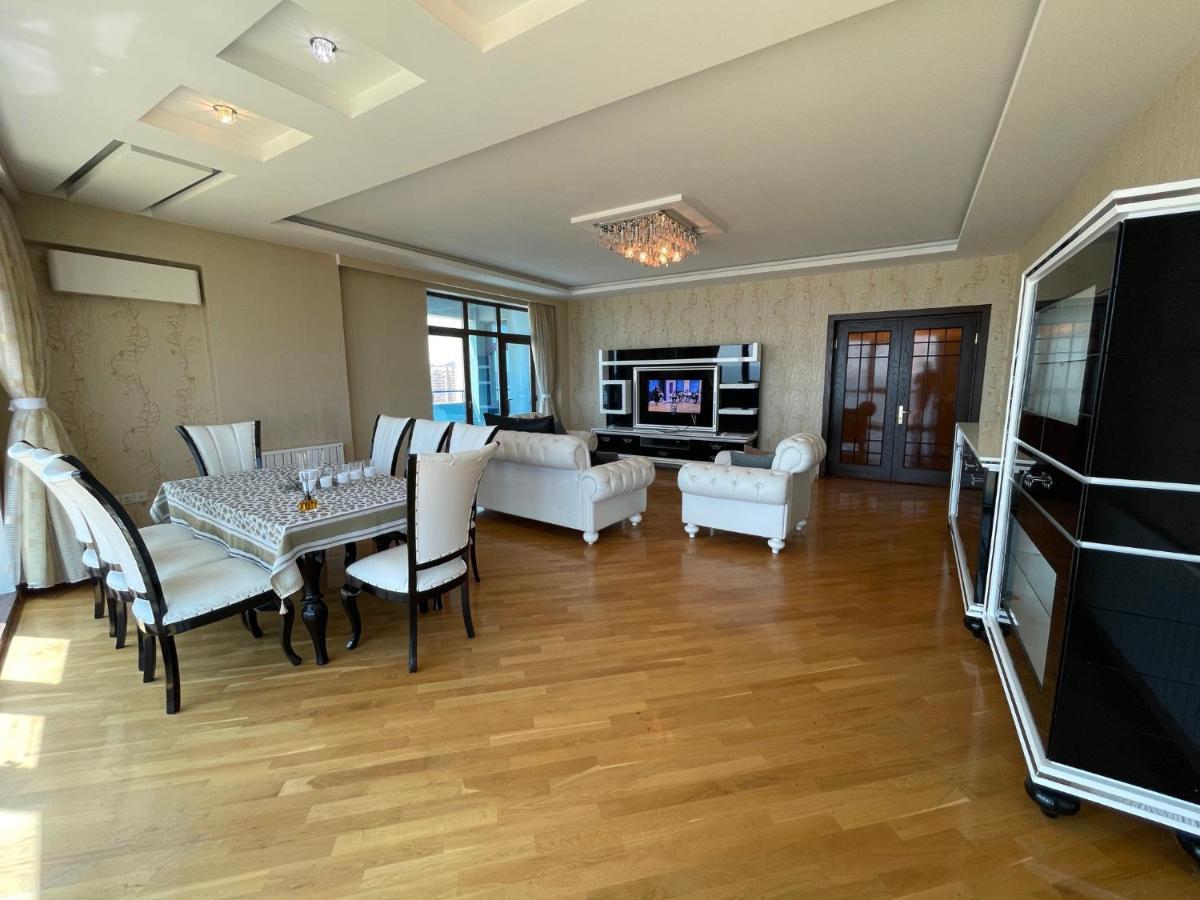 Megafun Apartment Baku Exterior photo
